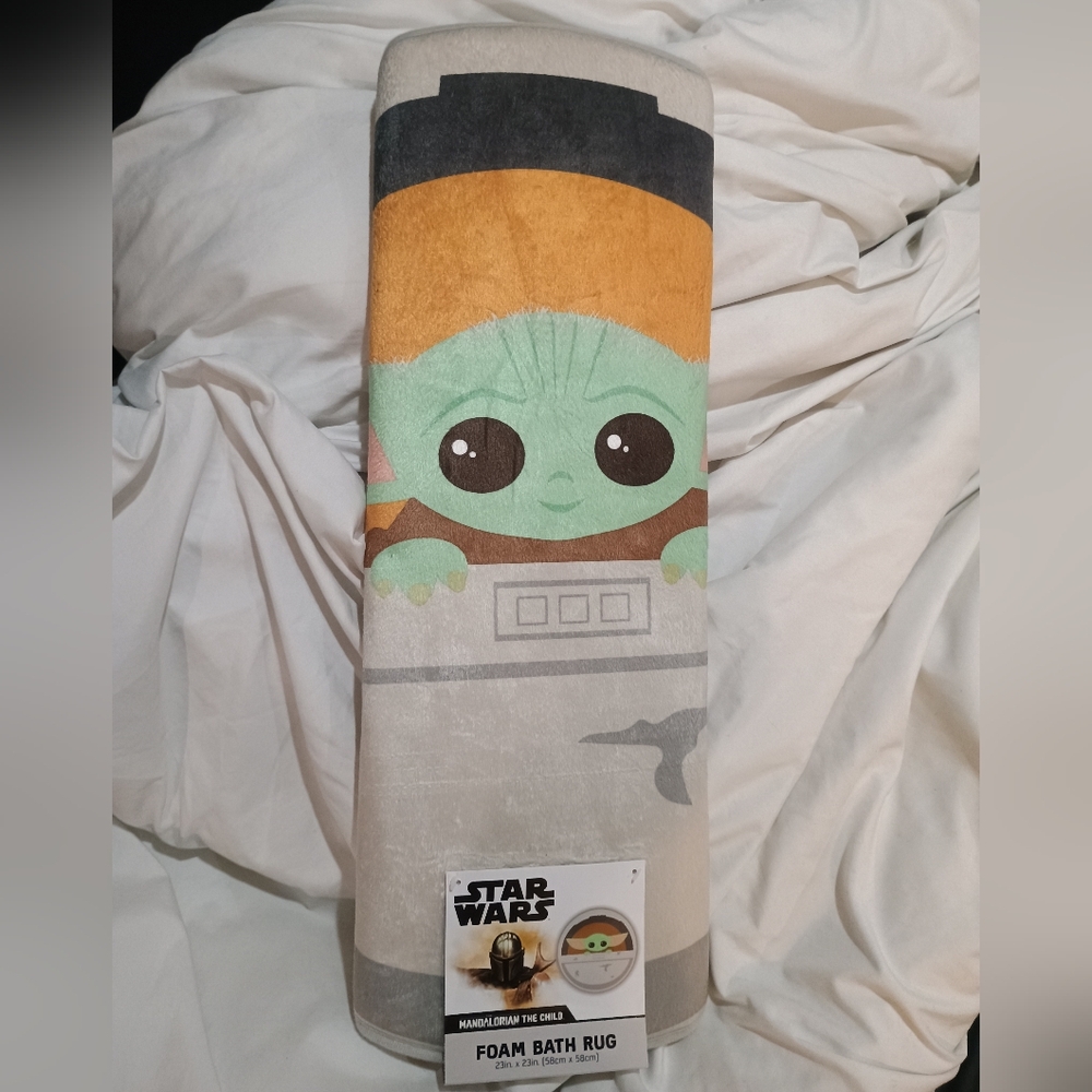 Last One Star Wars Mandalorian Foam Circle Bath Rug with Baby Yoda Size 23x23